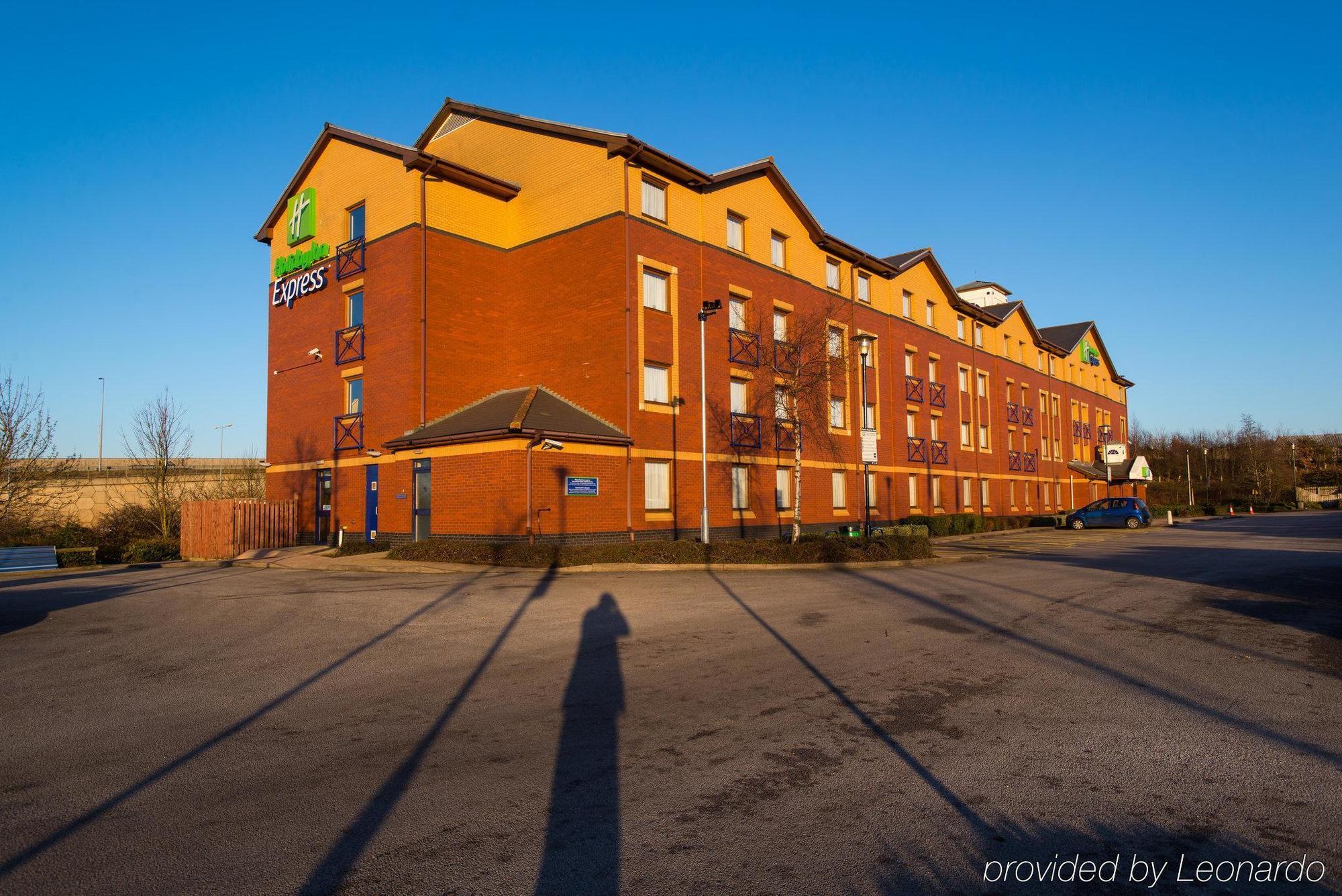 Holiday Inn Express Stoke-On-Trent, An Ihg Hotel Экстерьер фото